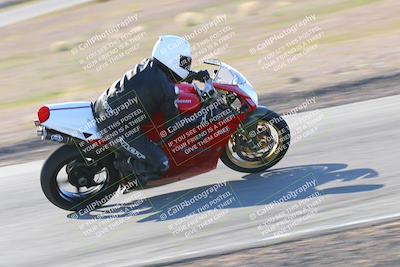 media/Feb-05-2023-Classic Track Day (Sun) [[c35aca4a42]]/Group 3/session 4 turn 4/